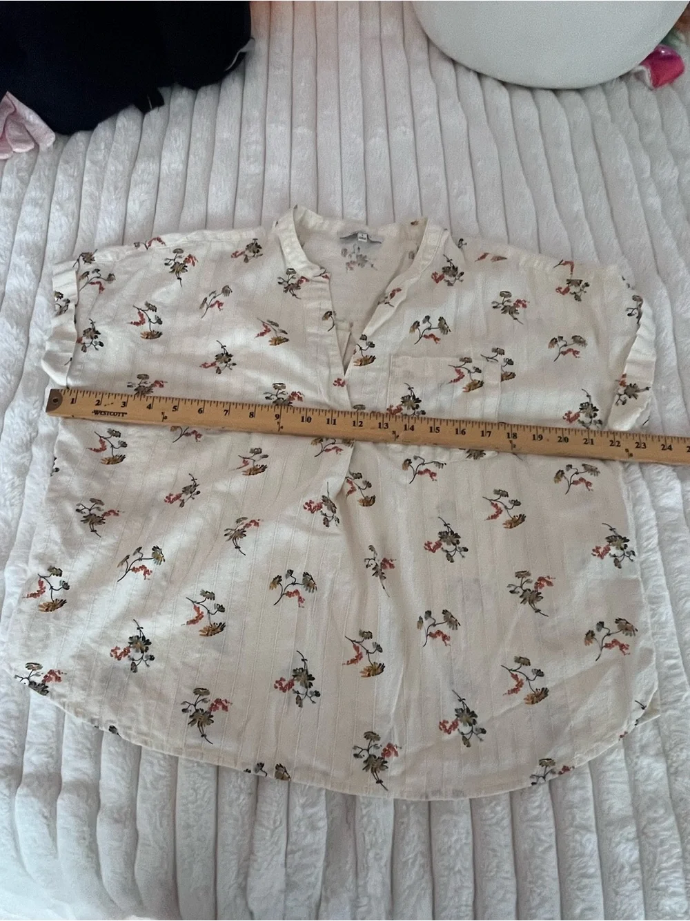 Madewell Cream Floral V-Neck Top with Multicolor Blooms - Picture 7 of 8